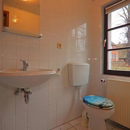 Ferien Unterm Reetdach Bis Zu 6 Personen شقة Alt Bukow