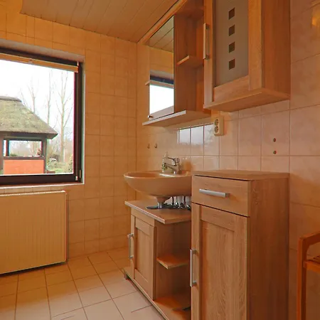 Ferien Unterm Reetdach Bis Zu 6 Personen * Alt Bukow