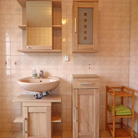 Ferien Unterm Reetdach Bis Zu 6 Personen شقة