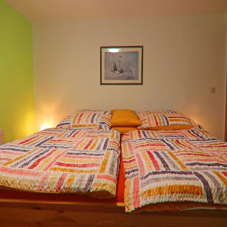 Apartament Ferien Unterm Reetdach Bis Zu 6 Personen Alt Bukow