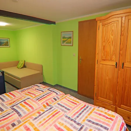 Ferien Unterm Reetdach Bis Zu 6 Personen *