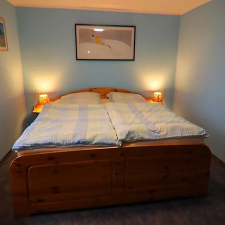 شقة Ferien Unterm Reetdach Bis Zu 6 Personen *